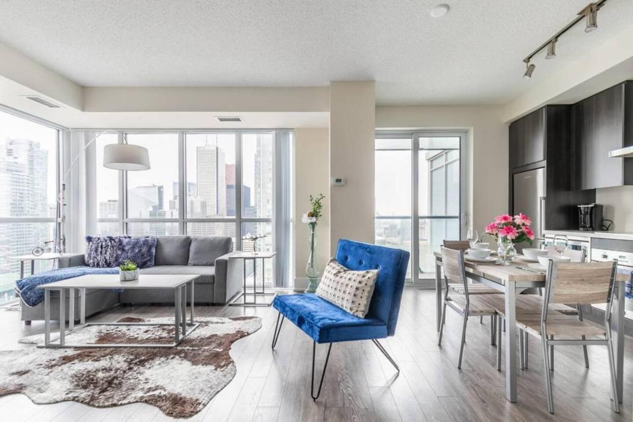 Stunning Views Of Downtown - Luxury High Rise With King Bed! Villa Toronto Kültér fotó